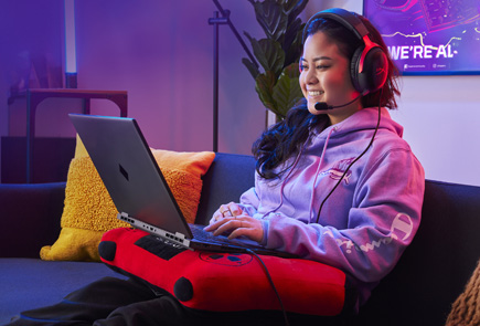 image of a gaming girl